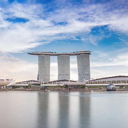 Marina Bay Sands Singapur Exterior foto Marina East Hotel